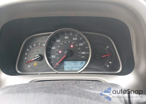 2015 Toyota Rav4 Xle из США, поврежденный, VIN JTMRFREV4FD166165